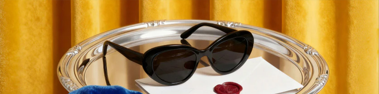 Sunglass Hut promotional image for a unique code offer