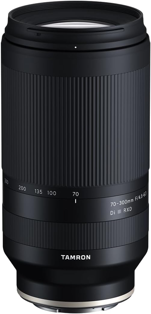 Tamron 70-300mm f/4.5-6.3 Di III RXD