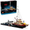 LEGO Ideas Jaws Set - Diorama...