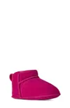 UGG(r) Classic Ultra Mini...