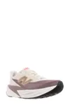 New Balance FuelCell Rebel v5...