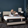 Tempur-Pedic LuxeAdapt Firm...