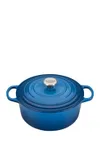 Le Creuset Signature...