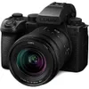 Panasonic Lumix S5 IIX...