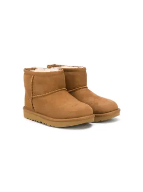 UGG Chestnut Classic Mini Ii...