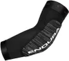 Endura SingleTrack Lite Elbow...