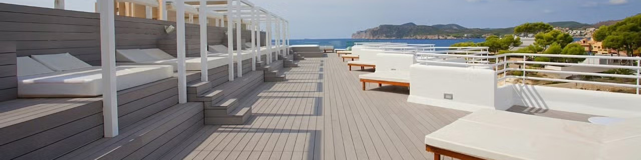 loveholidays UK promotional image for a deal offer